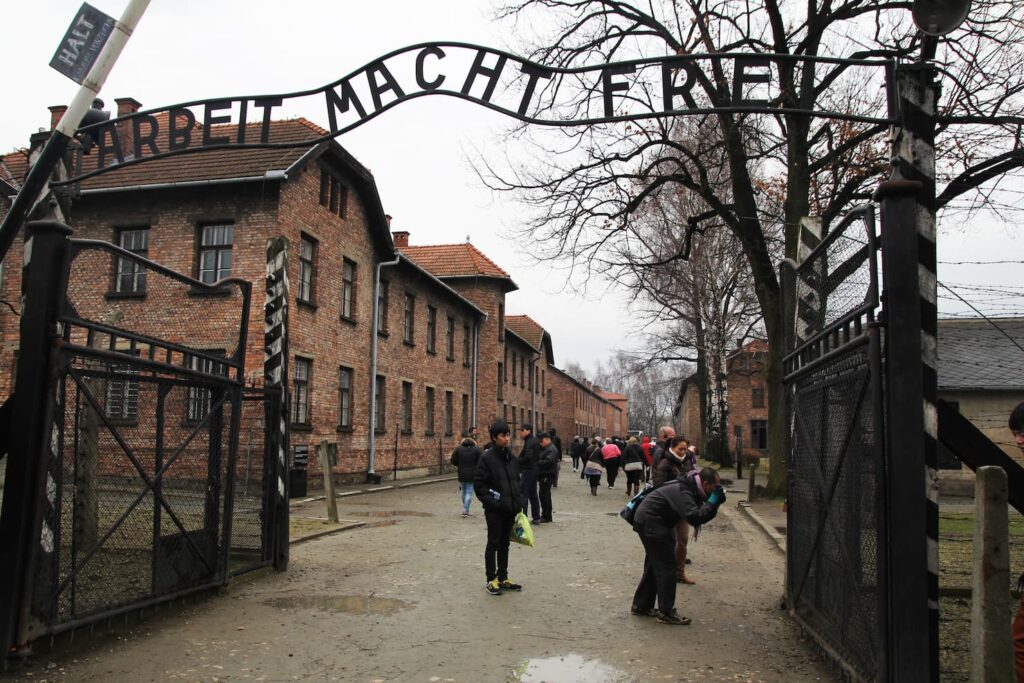 arbeit macht frei