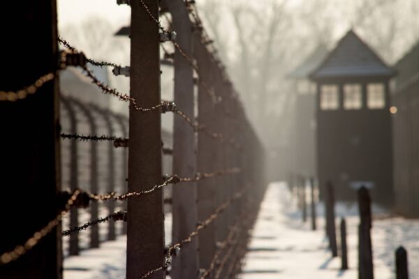 alambrada de auschwitz