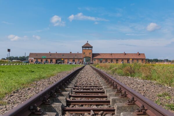 tiempo auschwitz