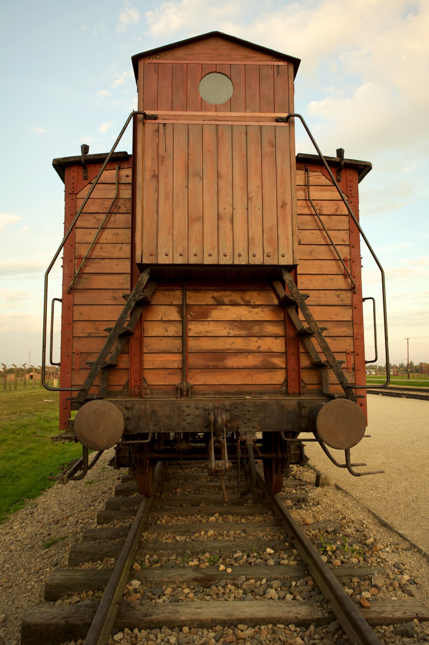 treni della morte di auschwitz