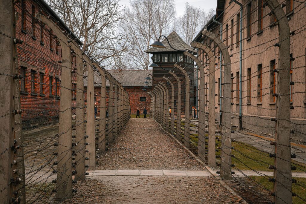 visita guidata auschwitz in italiano